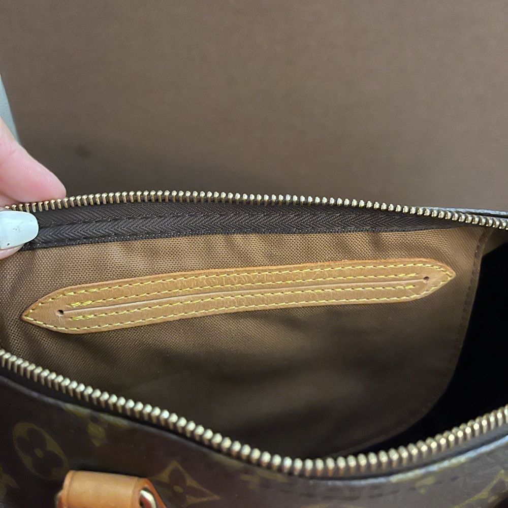 Authentic Pre-love Speedy 30 OBO - Picture 10 of 16